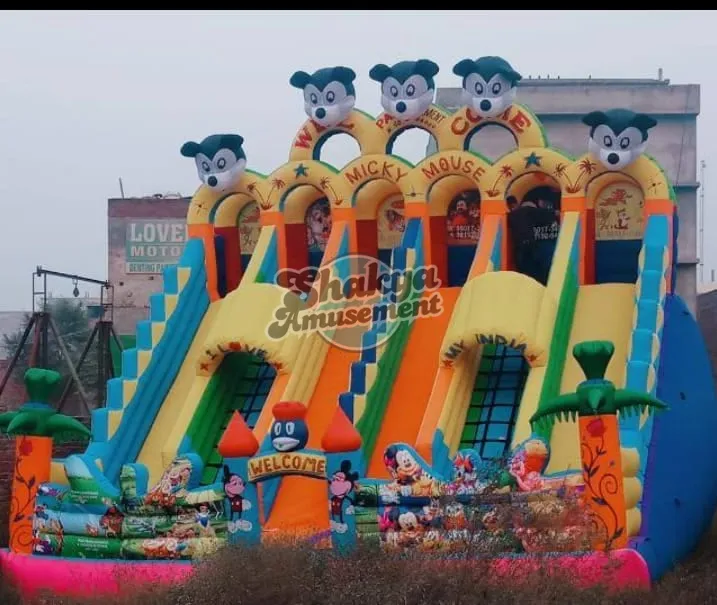 26x26 Ft 6-Lane Mickey Mouse Bouncy Castle – photo 1